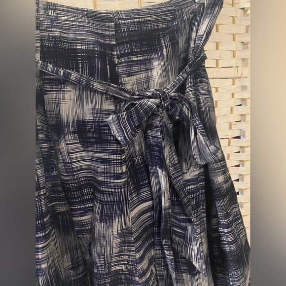 Cleo Petite Black/Grey/White A-Line Tie Waste Skirt Size 14 EUC - Picture 2 of 6